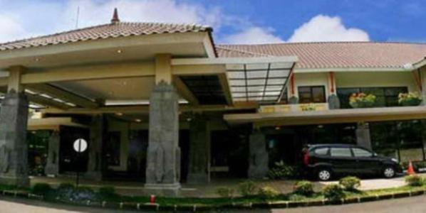 Sari Ater Hotel & Resort Чиатер Экстерьер фото