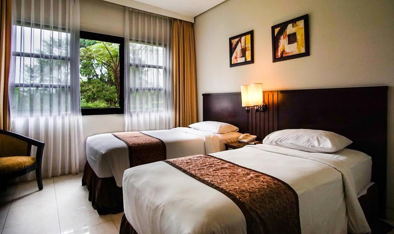Sari Ater Hotel & Resort Чиатер Экстерьер фото