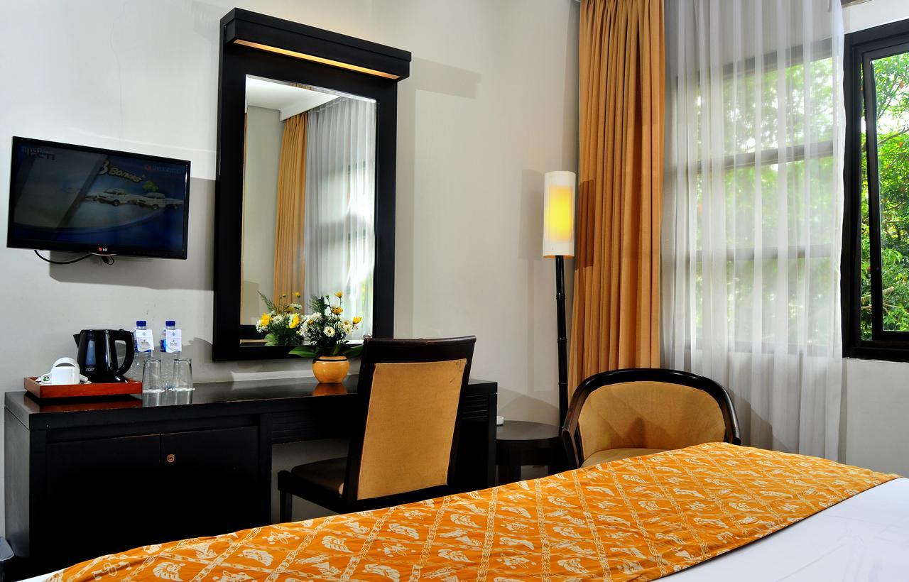 Sari Ater Hotel & Resort Чиатер Экстерьер фото